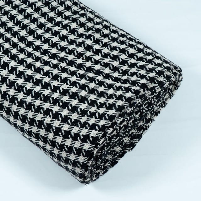 WHITE BLACK SMALL PATTERN JACQUARD fabric