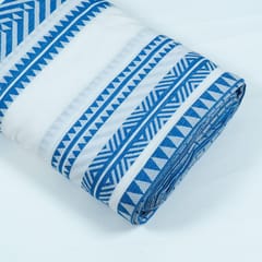 WHITE WITH TRIANGLE STRIPES JACQUARD fabric