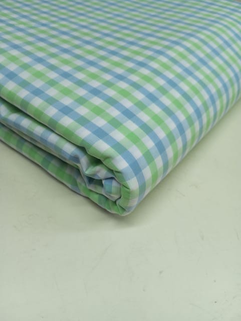 Green Colour Plain Weave Yarn Dyed Cotton Fabric