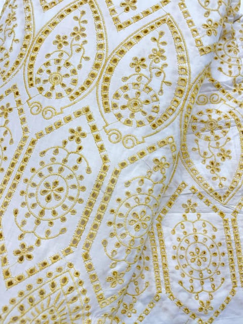 Natural Colour Dyeable Panta Floral Pattern Schiffli Embroidered Fabric