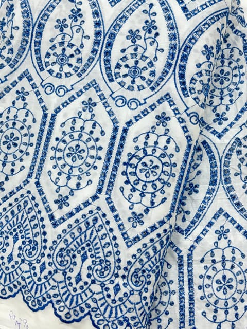 Natural Colour Dyeable Panta Floral Pattern Schiffli Embroidered Fabric