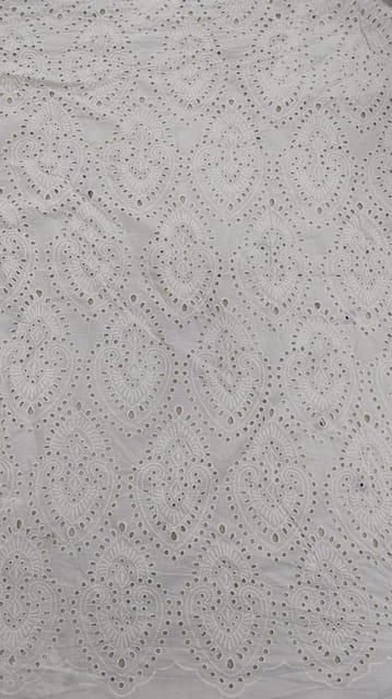Natural Colour Dyeable Panta Floral Pattern Schiffli Embroidered Fabric