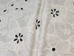 Natural Colour Dyeable Panta Floral Pattern Schiffli Embroidered Fabric