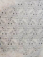 Natural Colour Dyeable Panta Floral Pattern Schiffli Embroidered Fabric