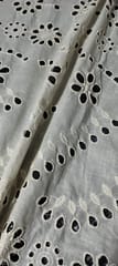 Natural Colour Dyeable Panta Floral Pattern Schiffli Embroidered Fabric