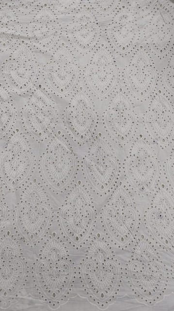 Natural Colour Dyeable Panta Floral Pattern Schiffli Embroidered Fabric