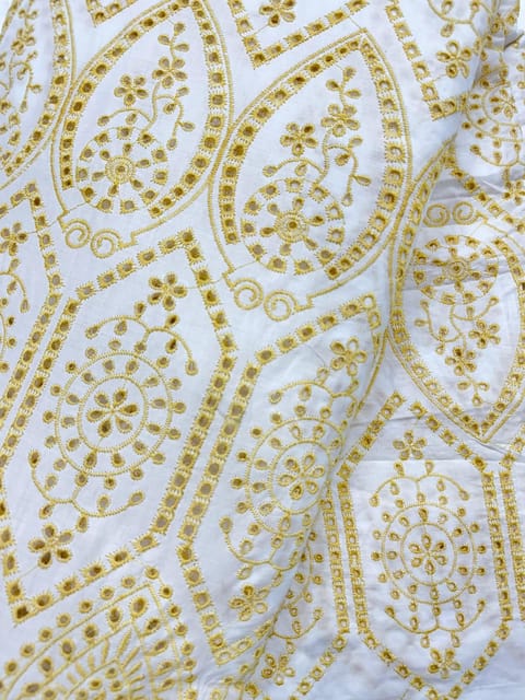 Natural Colour Dyeable Panta Floral Pattern Schiffli Embroidered Fabric