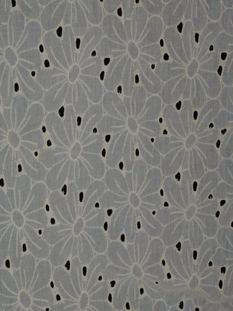 Natural Colour Dyeable Panta Floral Pattern Schiffli Embroidered Fabric