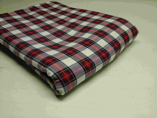 Red Checks Twill Weave Yarn Dyed Cotton Fabric