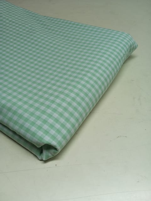 Green Gingham Checks Plain Weave Yarn Dyed Cotton Fabric